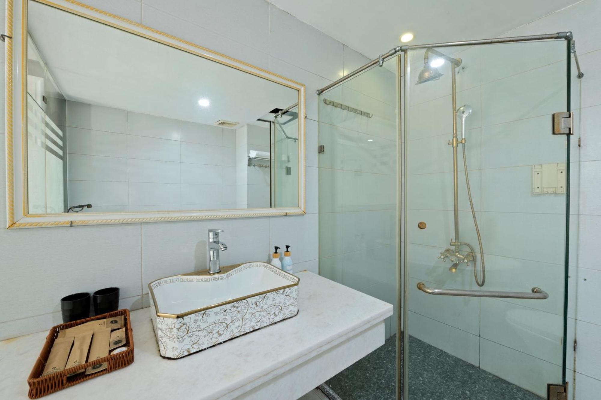 Eco Nest Signature Hotel — Photos 3
